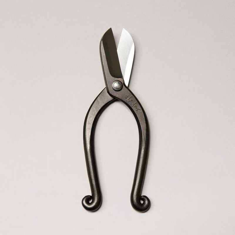 japanese garden scissors Flower Scissors Black (Yasushige) #5.5