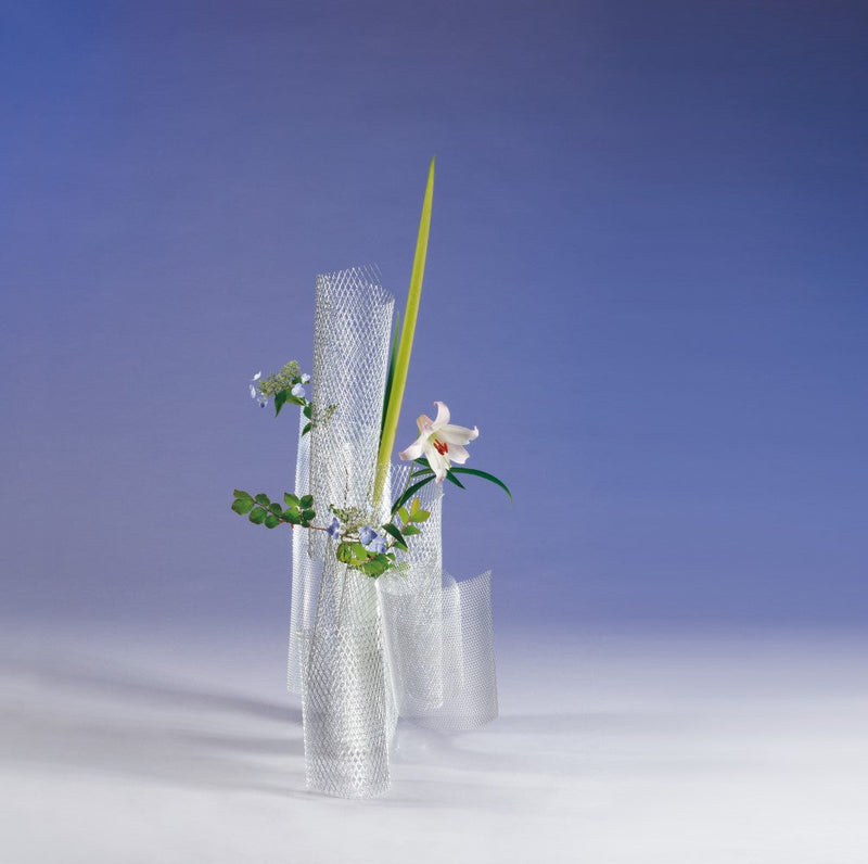 Create a unique flower vase using aluminum mesh sheets
