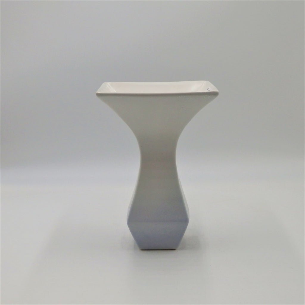 Outlet Vase No.840