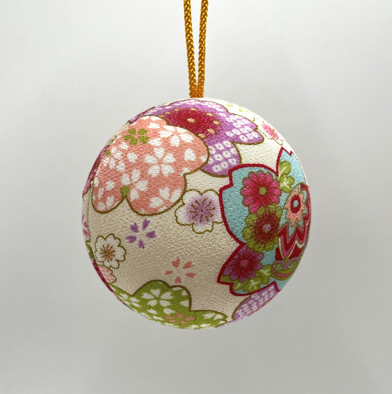 Okazari Pom-pom Ornament Ball