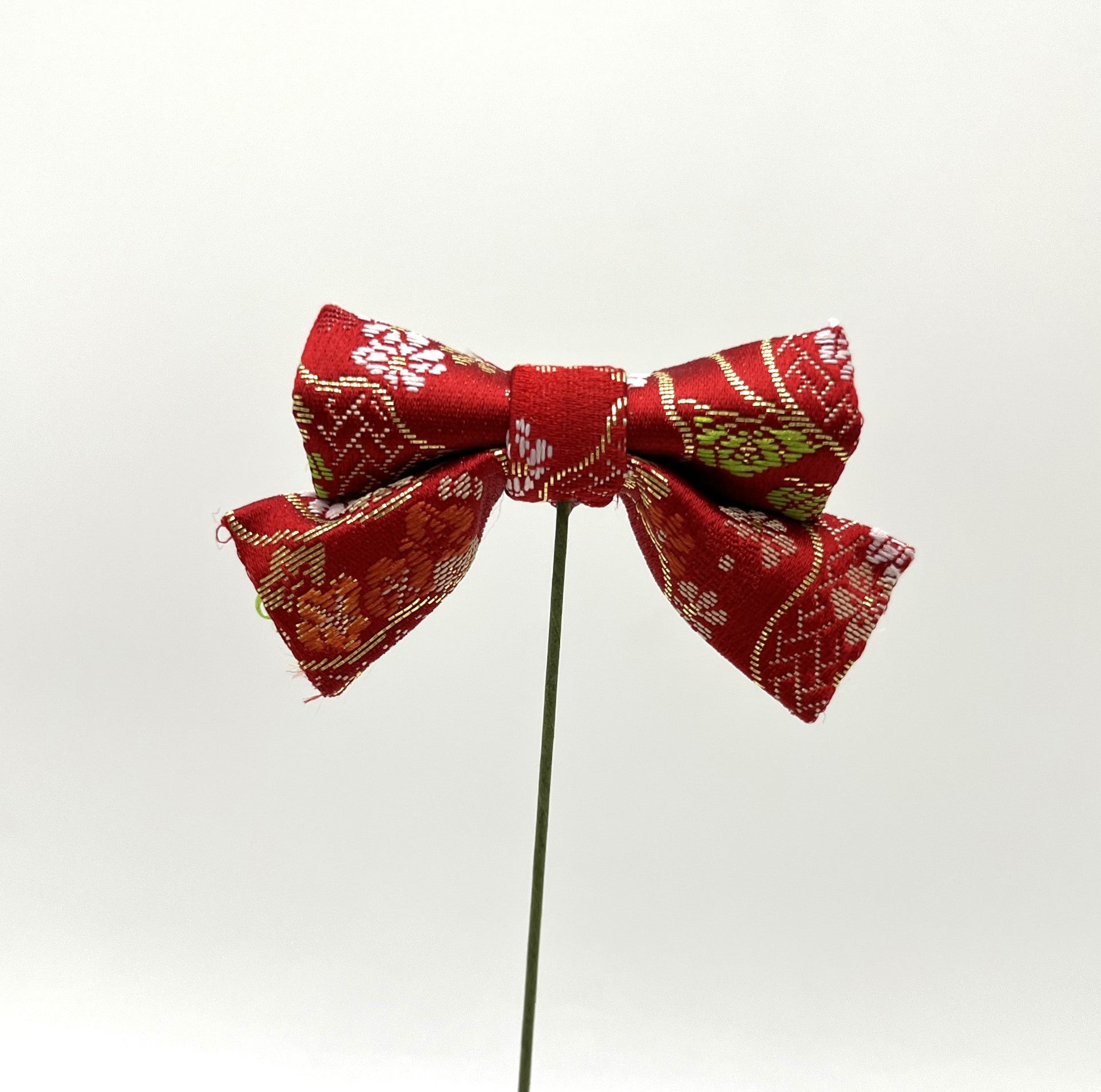 Ikebana:Fruits ＆ Veg（ハードカバー） Amazon.com: SVY Japanese Kenzan Ikebana Flower Arranger